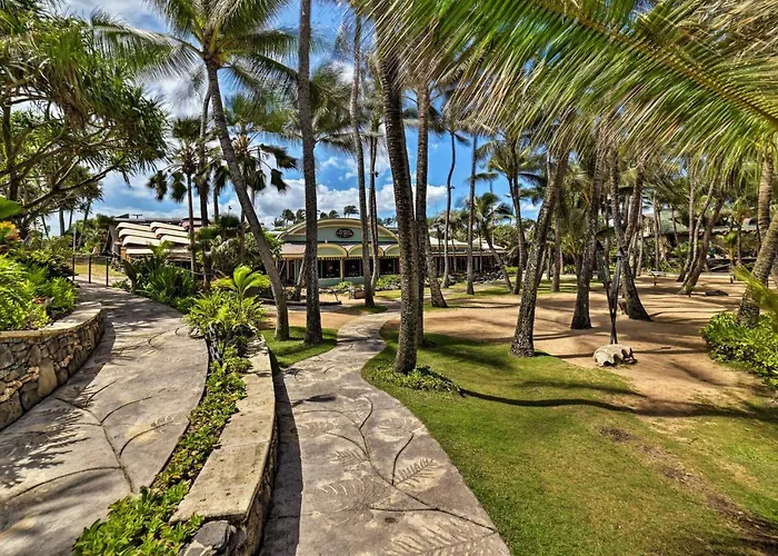 Condo With Lanai At Beginning Of Road To Hana!